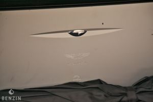 Aston Martin Vanquish - 2003