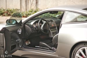 Aston Martin Vanquish - 2003