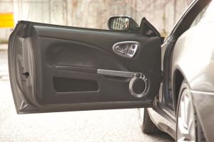 Aston Martin Vanquish - 2003