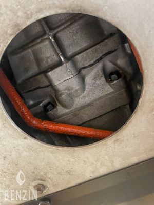 Aston Martin Vanquish - 2003