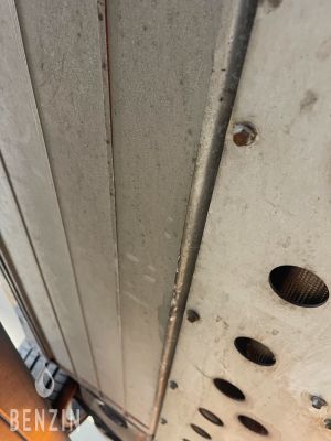 Aston Martin Vanquish - 2003