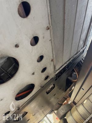 Aston Martin Vanquish - 2003