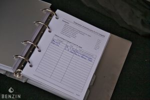 Aston Martin Vanquish - 2003