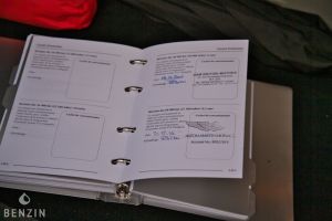 Aston Martin Vanquish - 2003