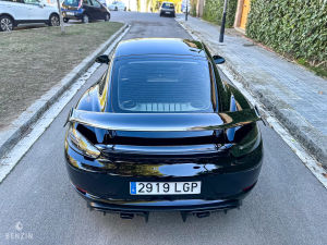 Porsche 718 Cayman GT4 - 2020