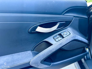 Porsche 718 Cayman GT4 - 2020