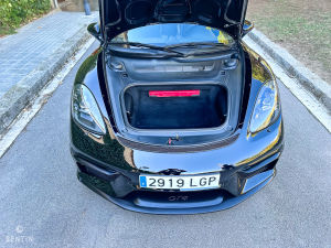 Porsche 718 Cayman GT4 - 2020