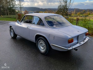 Alfa Romeo GT 1300 Junior - 1975