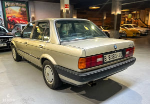 BMW 318i e30 - 1988