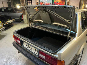 BMW 318i e30 - 1988