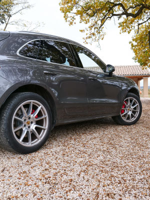 Porsche Macan Turbo - 2014