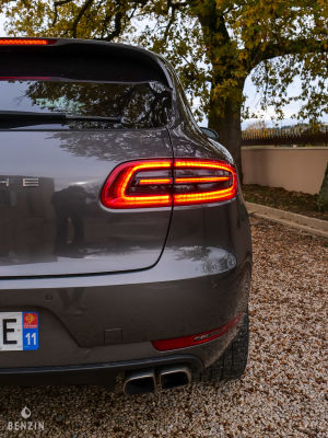 Porsche Macan Turbo - 2014