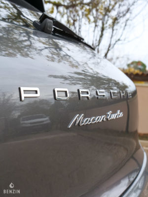 Porsche Macan Turbo - 2014