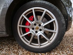 Porsche Macan Turbo - 2014