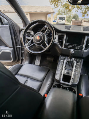 Porsche Macan Turbo - 2014