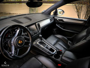 Porsche Macan Turbo - 2014