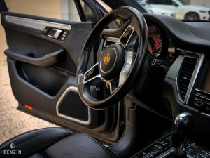 Porsche Macan Turbo - 2014