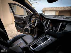 Porsche Macan Turbo - 2014