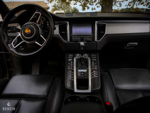 Porsche Macan Turbo - 2014