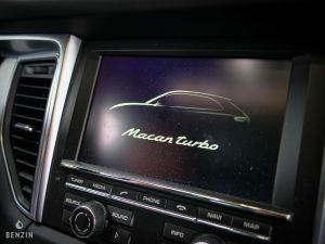 Porsche Macan Turbo - 2014