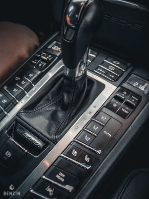 Porsche Macan Turbo - 2014