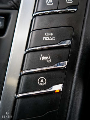 Porsche Macan Turbo - 2014