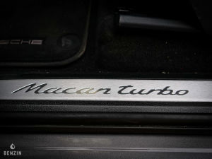Porsche Macan Turbo - 2014