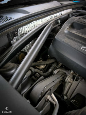 Porsche Macan Turbo - 2014