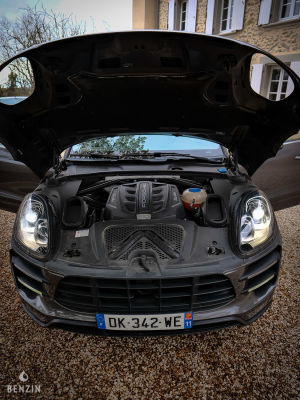 Porsche Macan Turbo - 2014