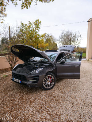 Porsche Macan Turbo - 2014