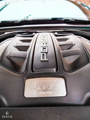 Porsche Macan Turbo - 2014