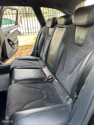 Audi S4 Avant - 2010