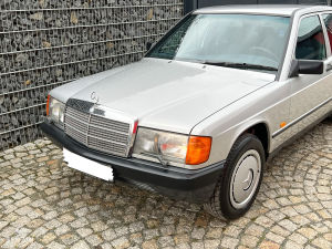 Mercedes-Benz 190E - 1987