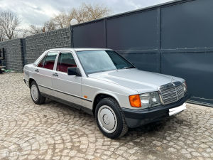 Mercedes-Benz 190E - 1987