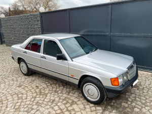 Mercedes-Benz 190E - 1987