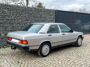Mercedes-Benz 190E - 1987