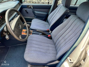 Mercedes-Benz 190E - 1987