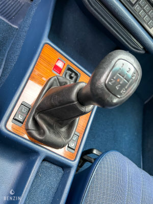 Mercedes-Benz 190E - 1987