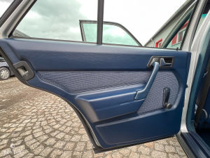 Mercedes-Benz 190E - 1987