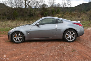 Nissan 350Z - 2004