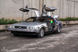 DeLorean DMC12 “Time Machine” - 1982