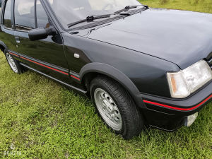 Peugeot 205 CTI - 1990