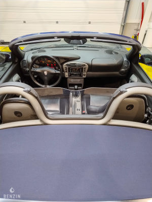 Porsche Boxster 2.7 - 2001