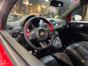 Abarth 695 Tributo Ferrari N°424/1649 - 2010