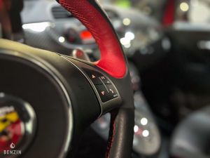 Abarth 695 Tributo Ferrari N°424/1649 - 2010