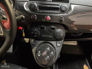 Abarth 695 Tributo Ferrari N°424/1649 - 2010