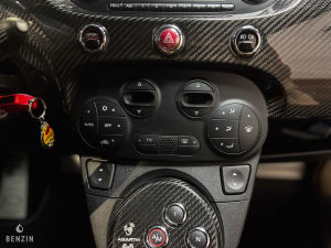 Abarth 695 Tributo Ferrari N°424/1649 - 2010