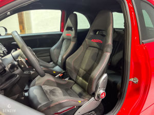 Abarth 695 Tributo Ferrari N°424/1649 - 2010