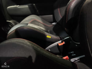 Abarth 695 Tributo Ferrari N°424/1649 - 2010