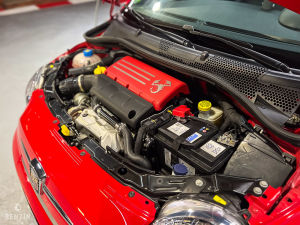 Abarth 695 Tributo Ferrari N°424/1649 - 2010